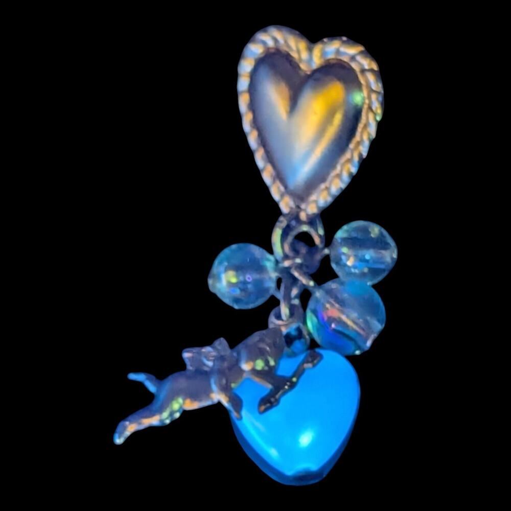Heart With Dangling Cupid Gold Tone Hat Lapel Pin Brooch UV Reactive Heart